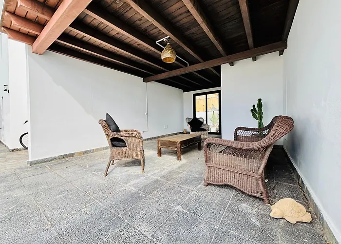 Waikiki, Private Pool, Beaches & Nightlife *