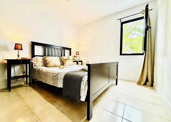 Waikiki, Private Pool, Beaches & Nightlife * Corralejo