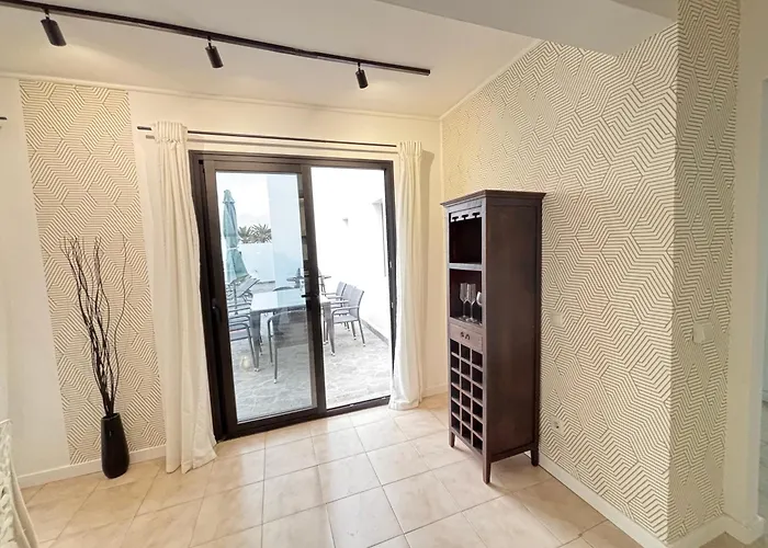 Waikiki, Private Pool, Beaches & Nightlife فيلة كوراليهو