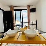 Villa Waikiki, Private Pool, Beaches & Nightlife
