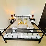 Waikiki, Private Pool, Beaches & Nightlife Villa Corralejo