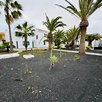 Villa Waikiki, Private Pool, Beaches & Nightlife Corralejo
