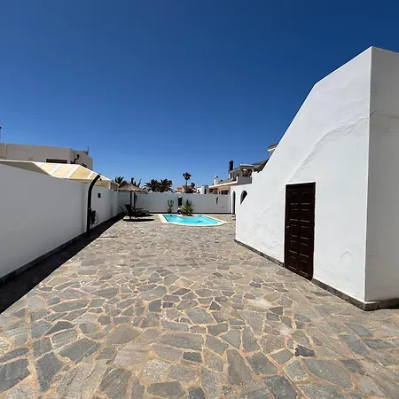 4-br, Sea-view Villa, Private Pool And Bbq, In Downtown! *