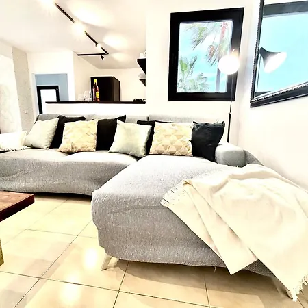 4-br, Sea-view Villa, Private Pool And Bbq, In Downtown! Villa *