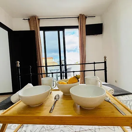 Villa 4-br, Sea-view Villa, Private Pool And Bbq, In Downtown!