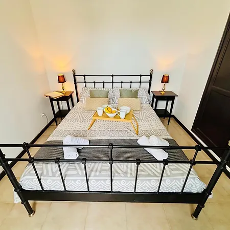 4-br, Sea-view Villa, Private Pool And Bbq, In Downtown! Villa Corralejo
