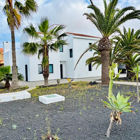 Villa 4-br, Sea-view Villa, Private Pool And Bbq, In Downtown! *