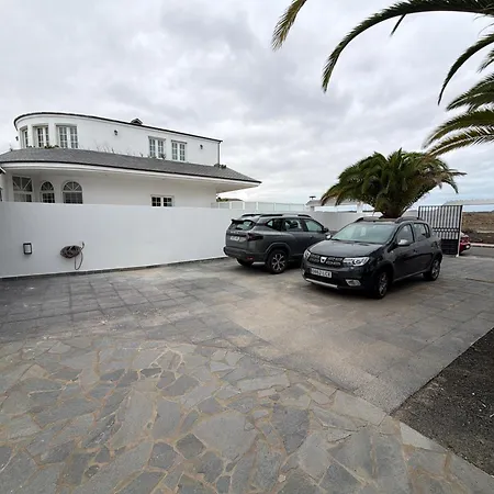 4-br, Sea-view Villa, Private Pool And Bbq, In Downtown! Villa *