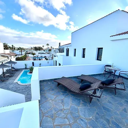 4-br, Sea-view Villa, Private Pool And Bbq, In Downtown! Villa