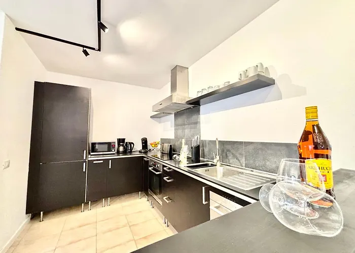 Waikiki, Private Pool, Beaches & Nightlife