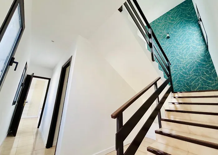 Waikiki, Private Pool, Beaches & Nightlife *