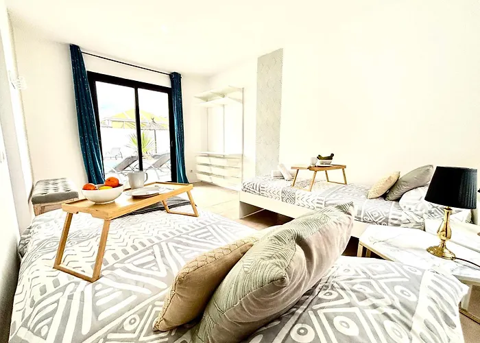 Waikiki, Private Pool, Beaches & Nightlife Corralejo