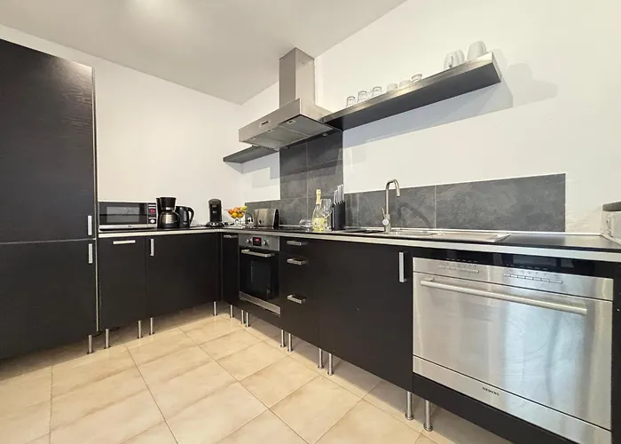 Villa Waikiki, Private Pool, Beaches & Nightlife