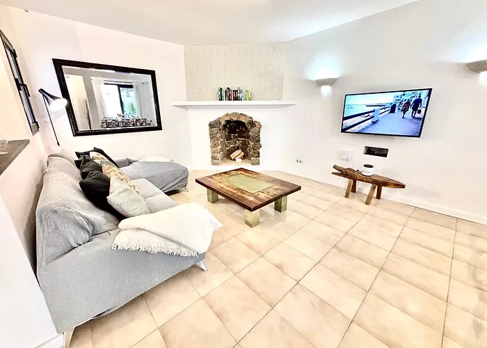 Waikiki, Private Pool, Beaches & Nightlife Corralejo