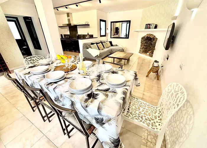 Villa Waikiki, Private Pool, Beaches & Nightlife