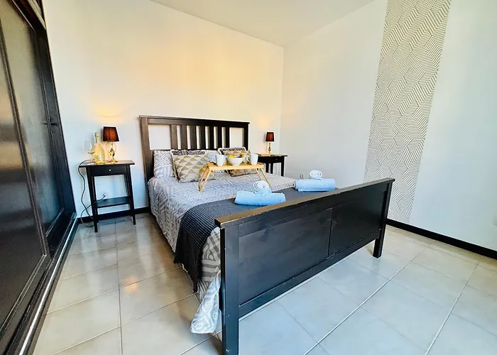 Waikiki, Private Pool, Beaches & Nightlife Villa Corralejo