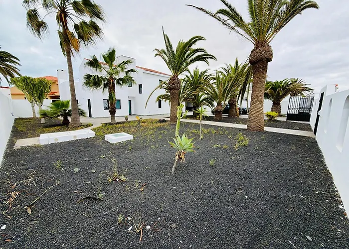 Villa Waikiki, Private Pool, Beaches & Nightlife Corralejo