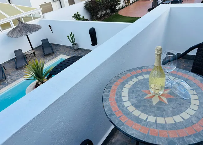 Waikiki, Private Pool, Beaches & Nightlife