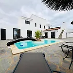Waikiki, Private Pool, Beaches & Nightlife Βίλα *